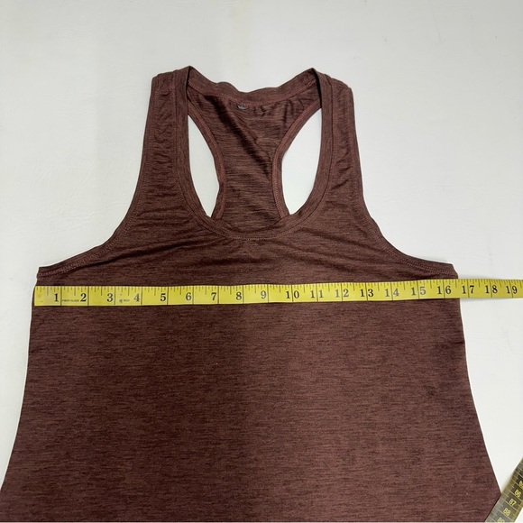 Vuori Lux Performance Racerback Tank Chestnut Heather size L - Picture 5 of 9